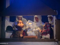 Снегурочка с дедушкой и бабушкой