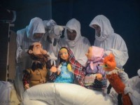 Снегурочка, лиса, дедушка и бабушка